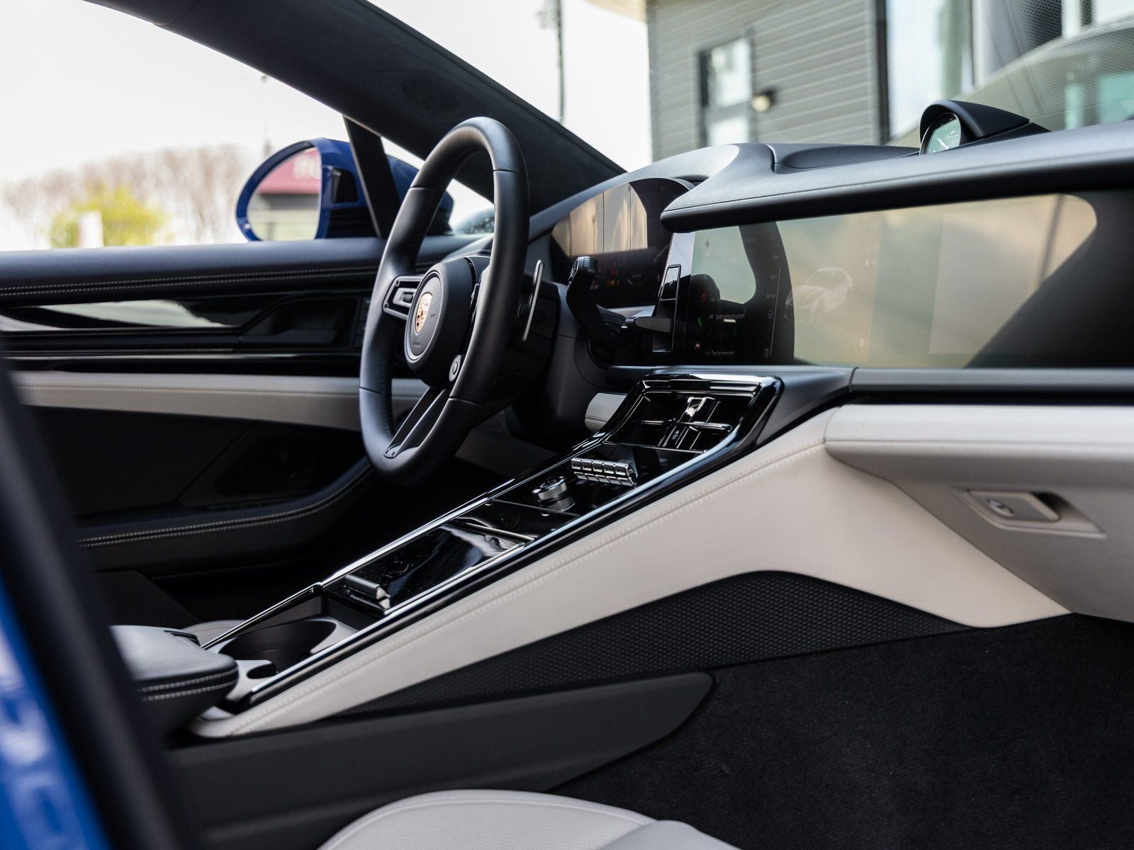 2025 Porsche Panamera Panamera GTS