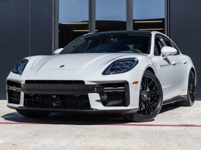 2026 Porsche Panamera Panamera GTS