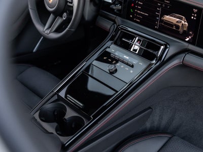 2026 Porsche Panamera Panamera GTS