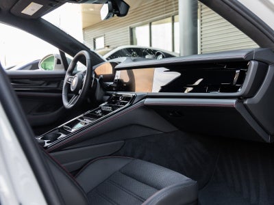 2026 Porsche Panamera Panamera GTS