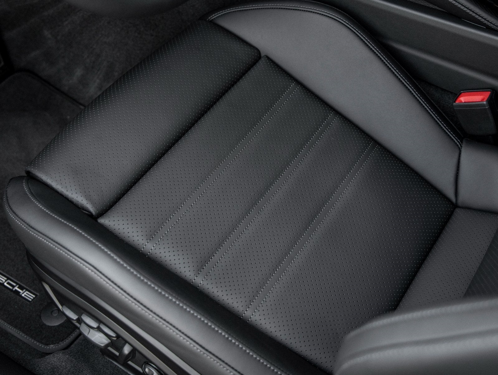 2026 Porsche Panamera Panamera GTS