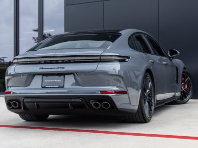 2026 Porsche Panamera Panamera GTS