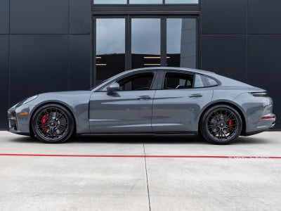 2026 Porsche Panamera Panamera GTS