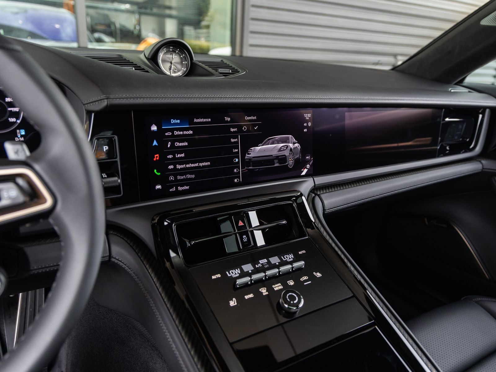 2026 Porsche Panamera Panamera GTS