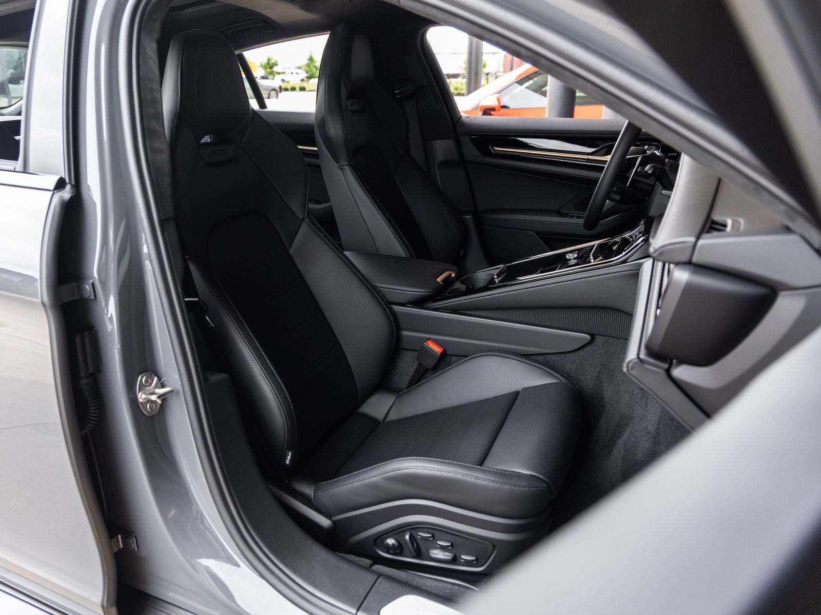 2026 Porsche Panamera Panamera GTS