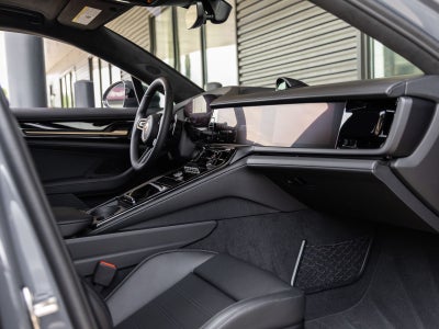 2026 Porsche Panamera Panamera GTS