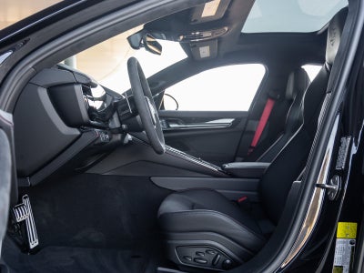 2026 Porsche Panamera Panamera GTS