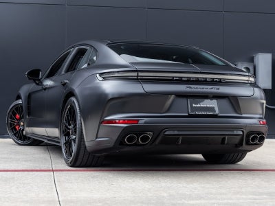 2026 Porsche Panamera Panamera GTS