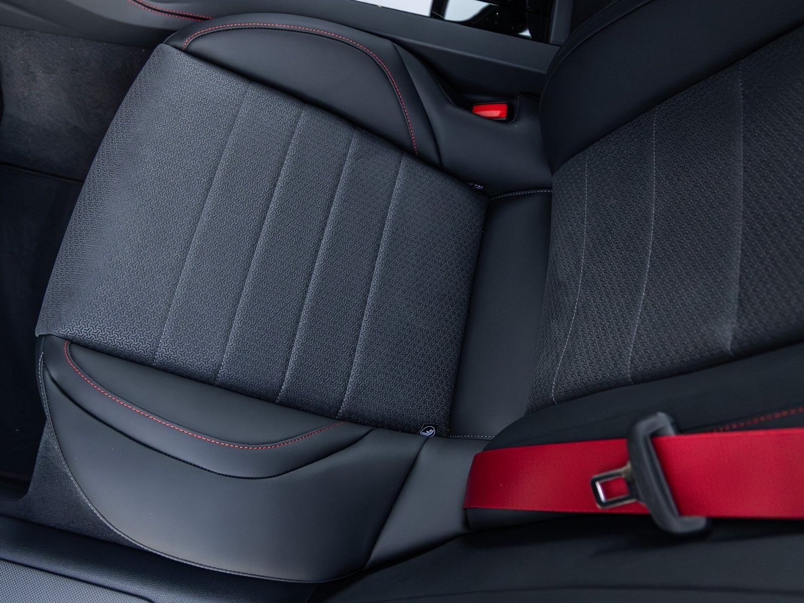 2026 Porsche Panamera Panamera GTS