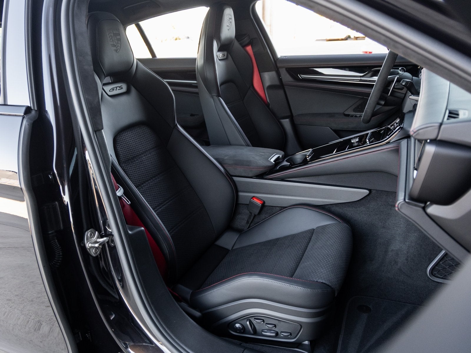 2026 Porsche Panamera Panamera GTS