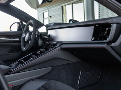 2026 Porsche Panamera Panamera GTS