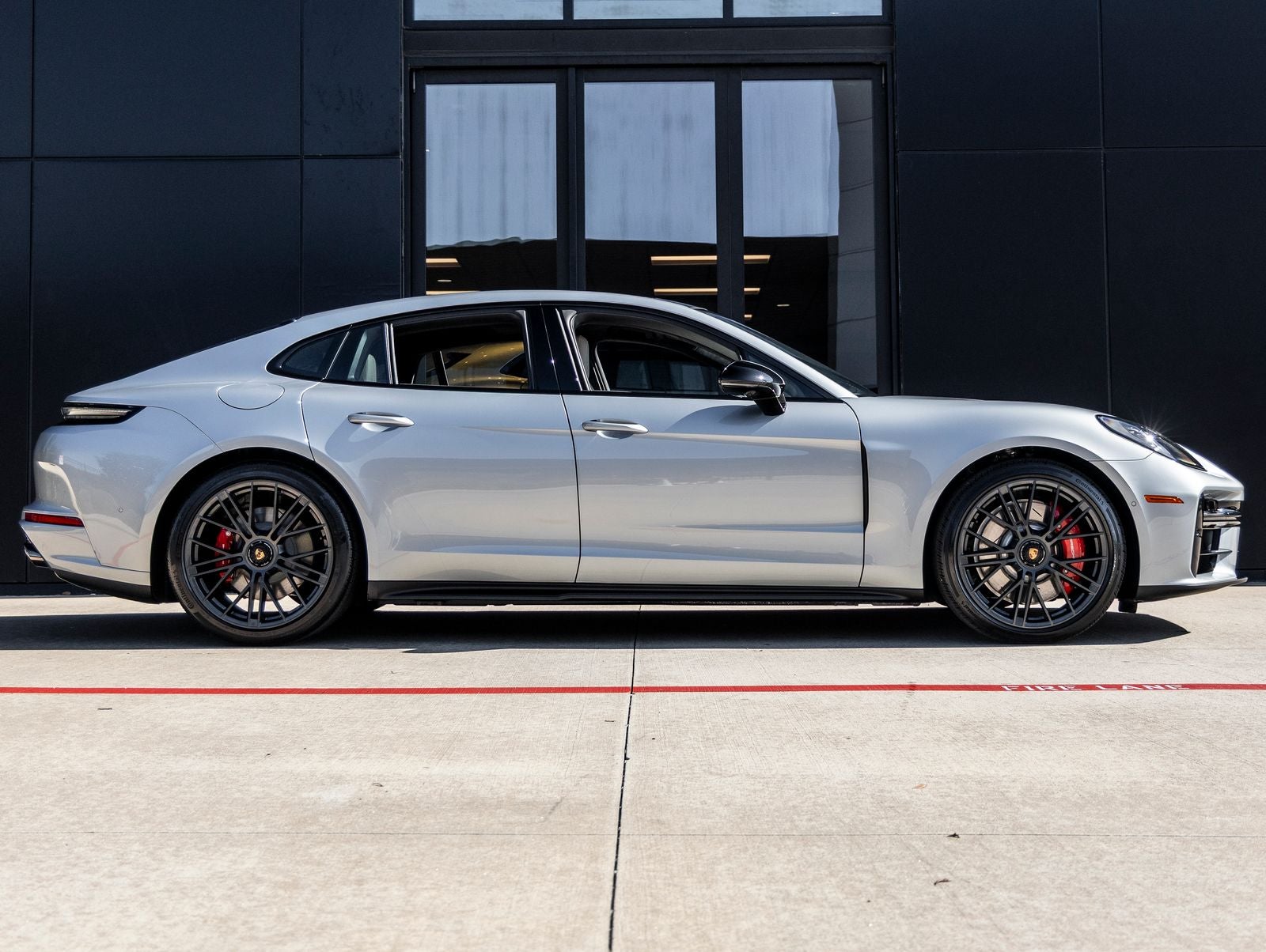 2026 Porsche Panamera GTS