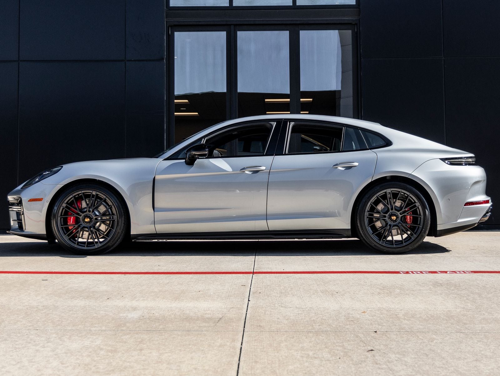 2026 Porsche Panamera GTS