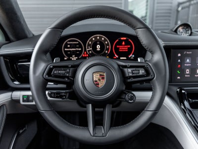 2026 Porsche Panamera GTS