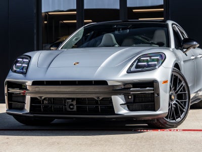 2026 Porsche Panamera GTS