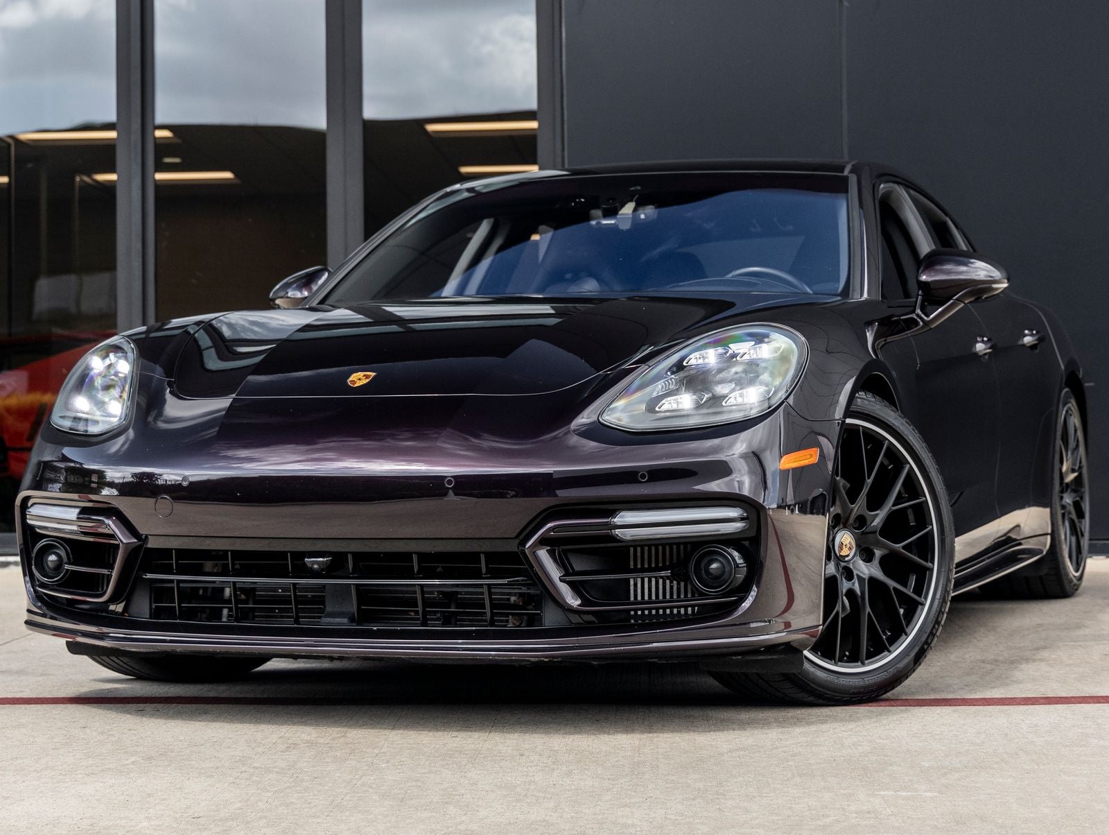 2022 Porsche Panamera Platinum Edition