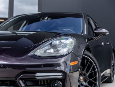 2022 Porsche Panamera Platinum Edition