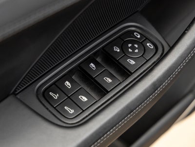 2022 Porsche Panamera Platinum Edition