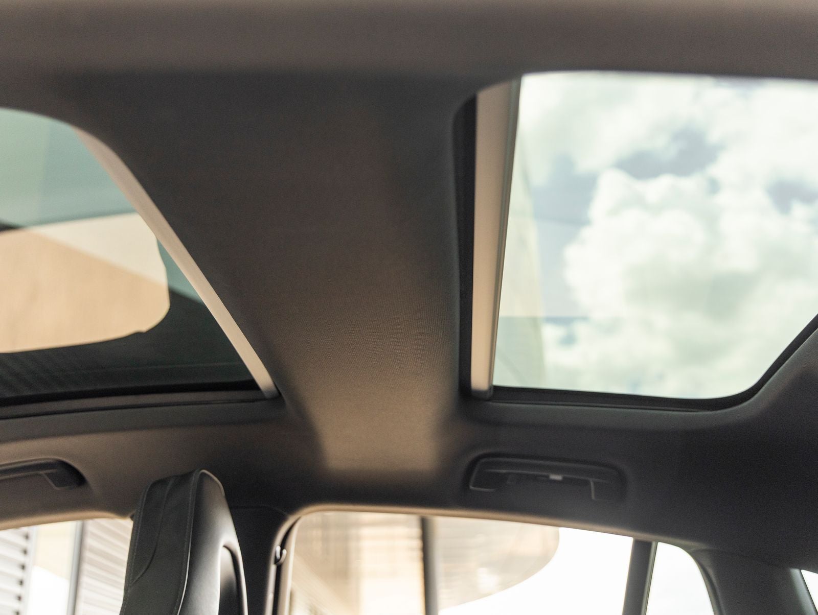 2022 Porsche Panamera Platinum Edition