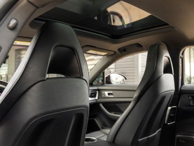 2022 Porsche Panamera Platinum Edition