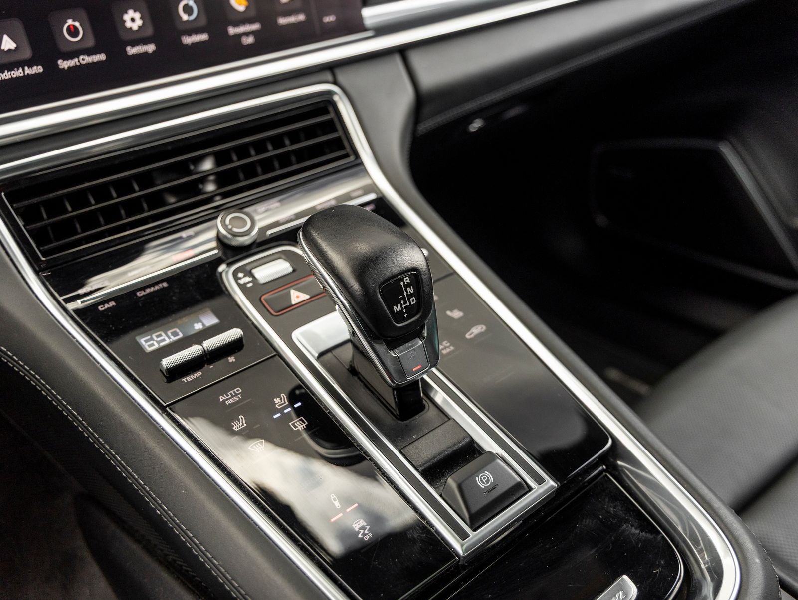 2022 Porsche Panamera Platinum Edition