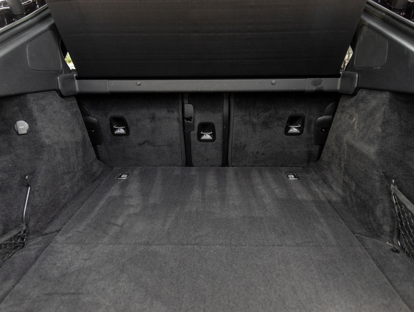 2022 Porsche Panamera Platinum Edition