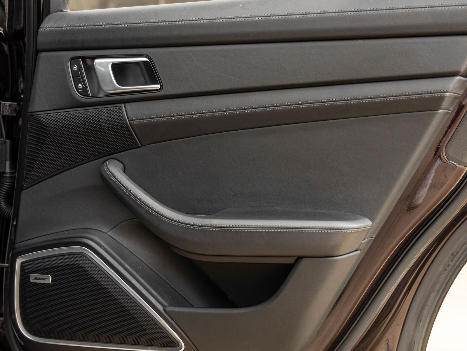 2022 Porsche Panamera Platinum Edition