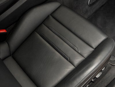 2022 Porsche Panamera Platinum Edition