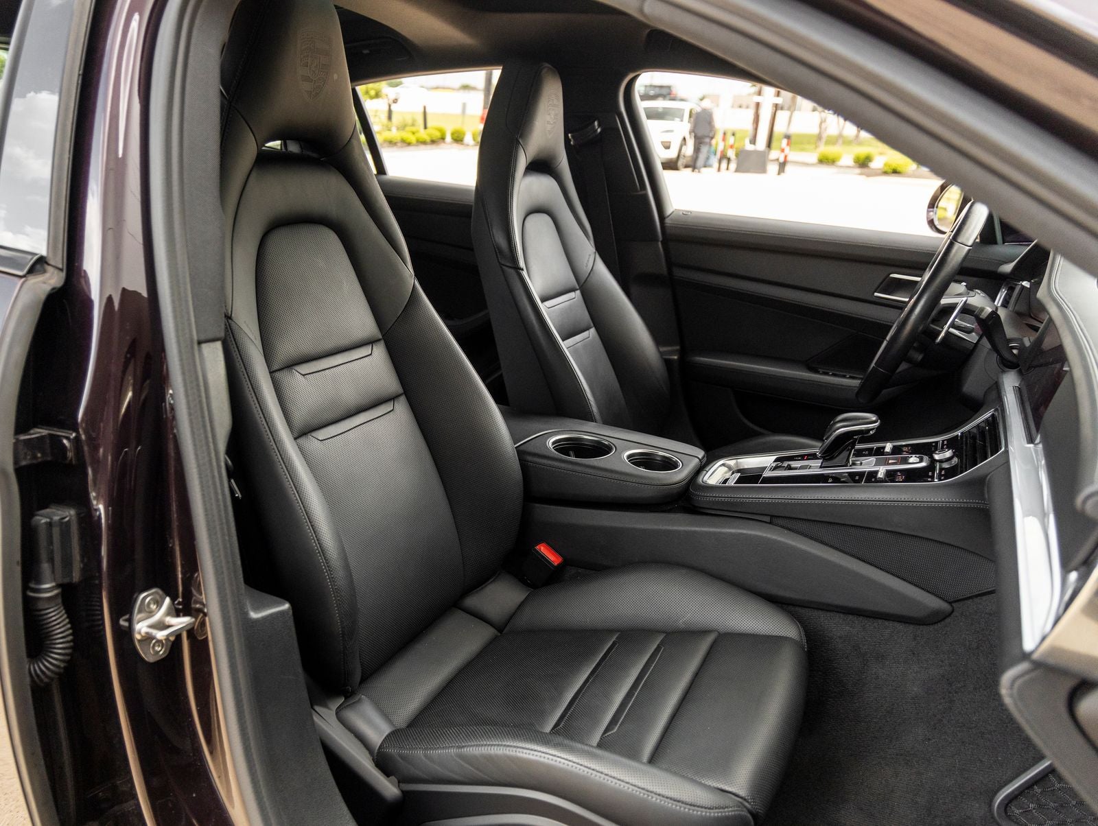 2022 Porsche Panamera Platinum Edition