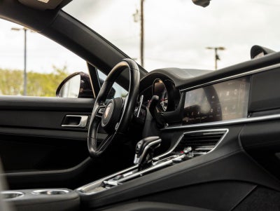 2022 Porsche Panamera Platinum Edition