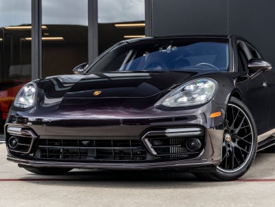 2022 Porsche Panamera Platinum Edition