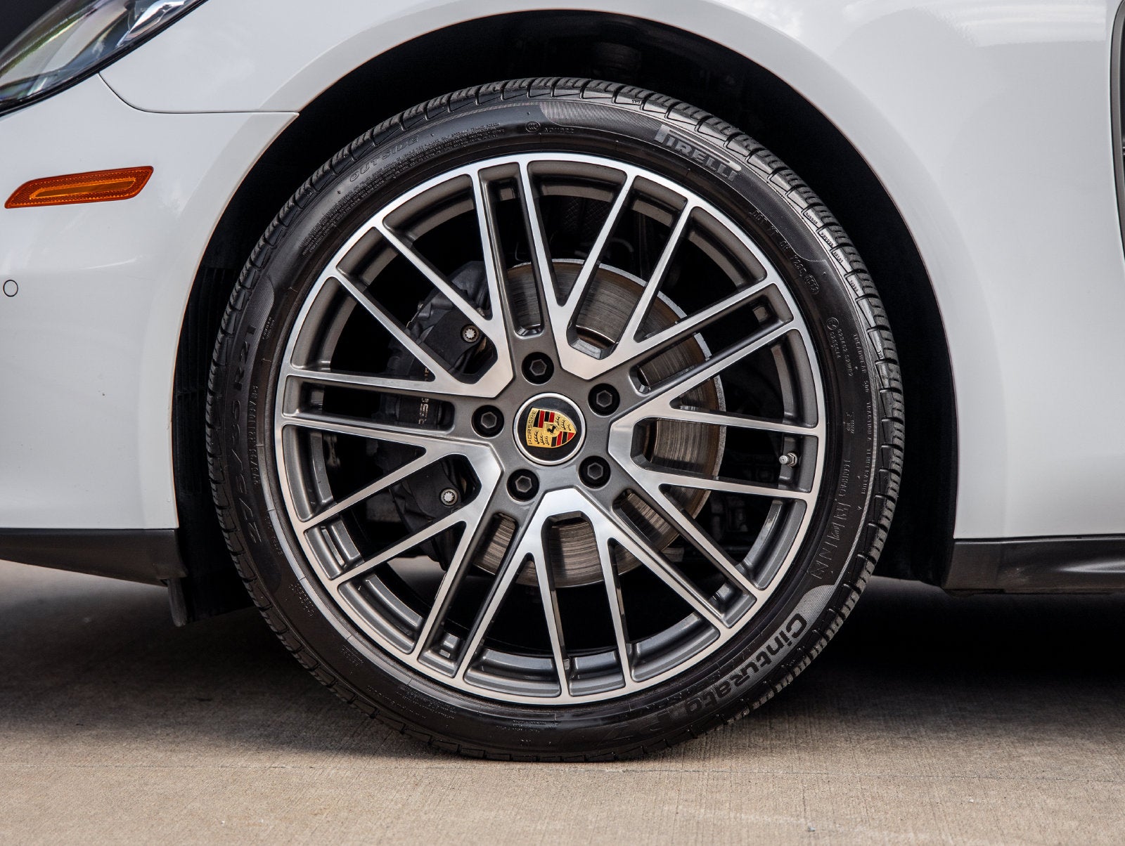 2023 Porsche Panamera Panamera Platinum Edition