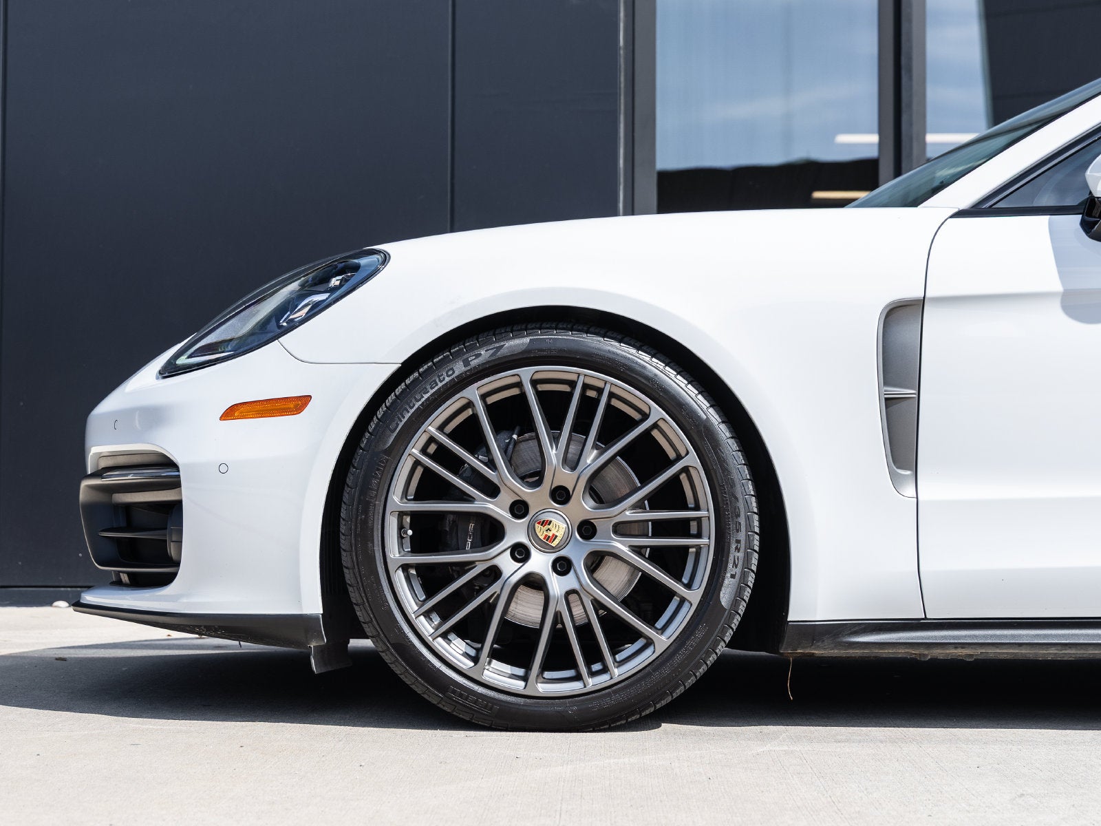 2023 Porsche Panamera Panamera 4 Platinum Edition