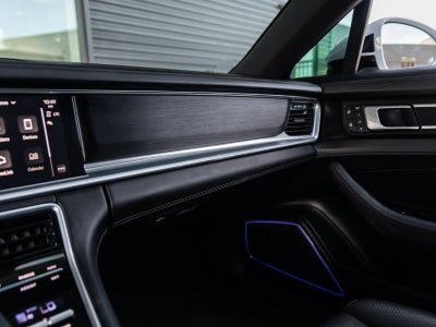 2023 Porsche Panamera Panamera 4 Platinum Edition