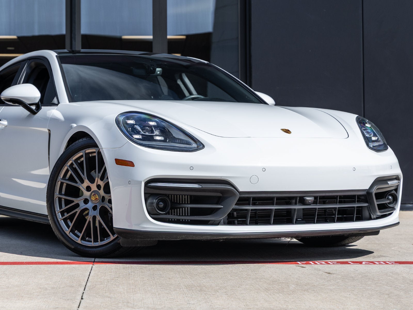 2023 Porsche Panamera Panamera 4 Platinum Edition