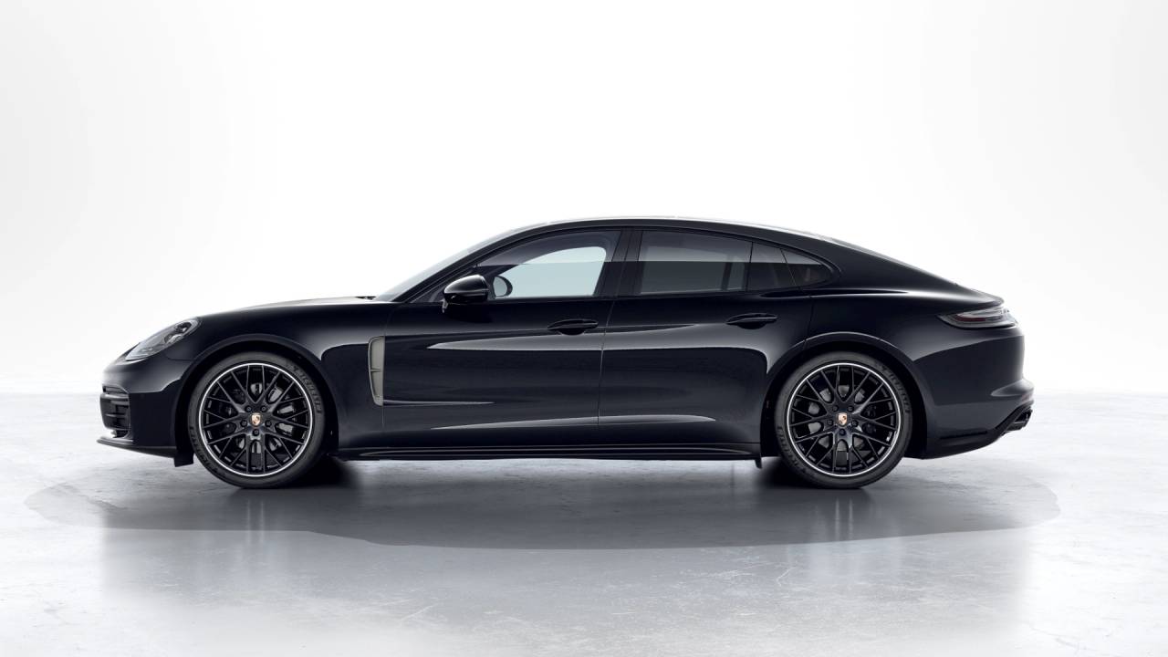 2023 Porsche Panamera 4 Platinum Edition