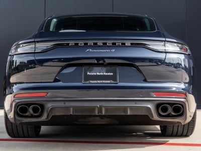 2023 Porsche Panamera Panamera 4 Platinum Edition (MY23)