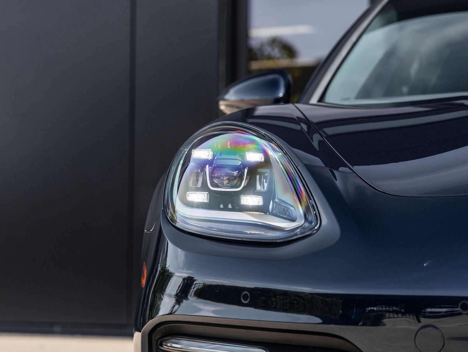 2023 Porsche Panamera Panamera 4 Platinum Edition (MY23)