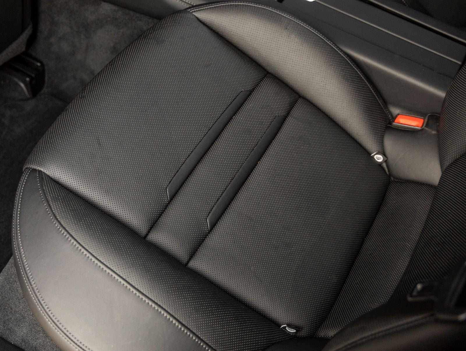 2023 Porsche Panamera Panamera 4 Platinum Edition (MY23)
