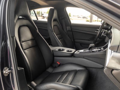2023 Porsche Panamera Panamera 4 Platinum Edition (MY23)