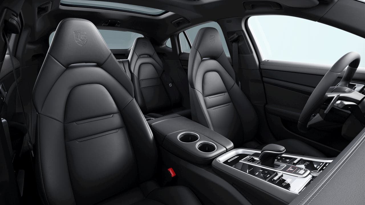 2023 Porsche Panamera 4 Platinum Edition
