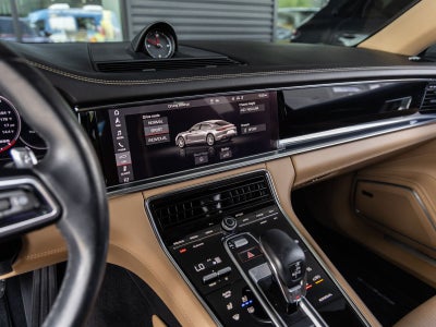 2021 Porsche Panamera RWD