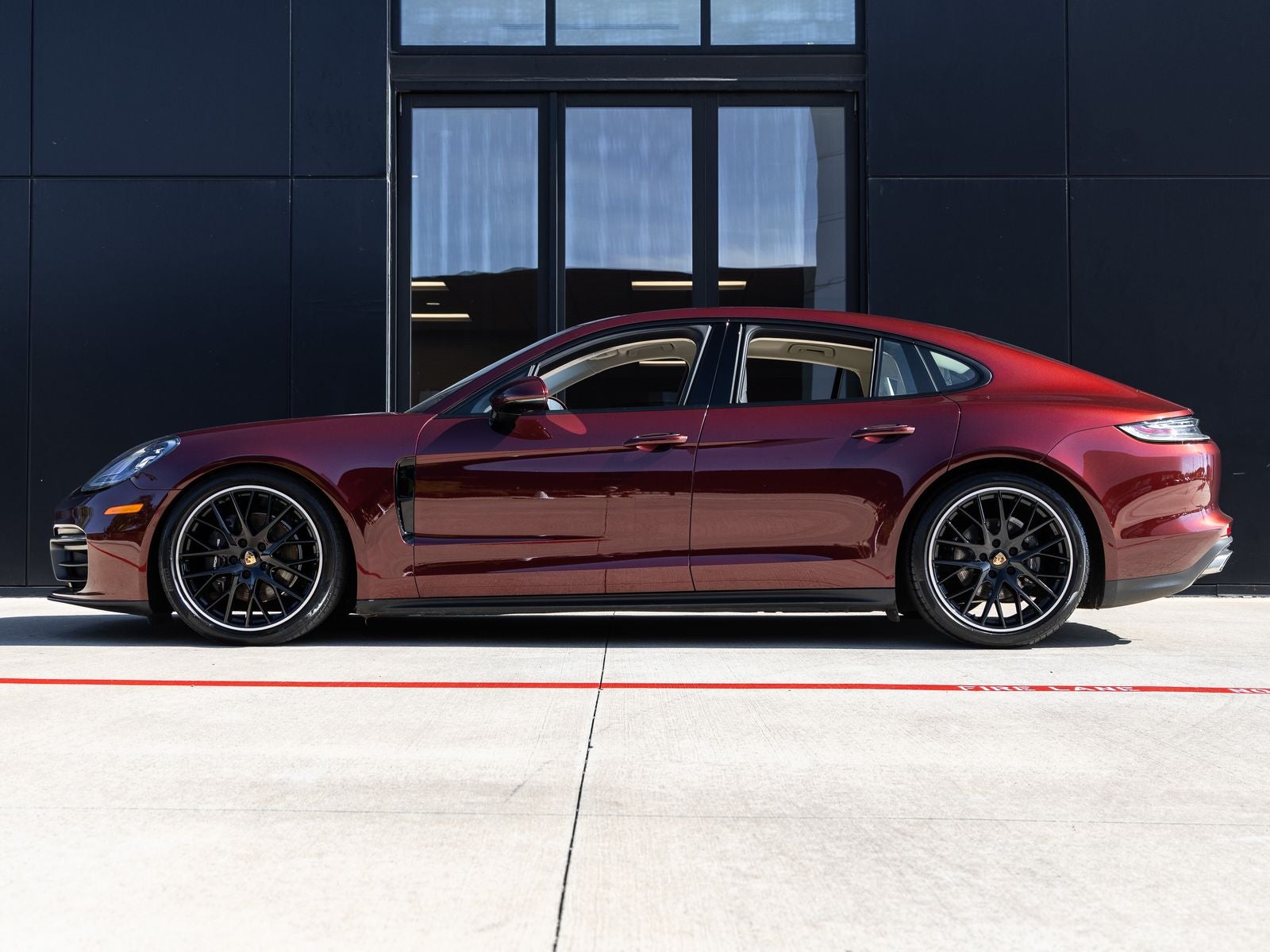 2022 Porsche Panamera 4