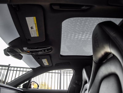 2023 Porsche Panamera Panamera 4 Platinum Edition