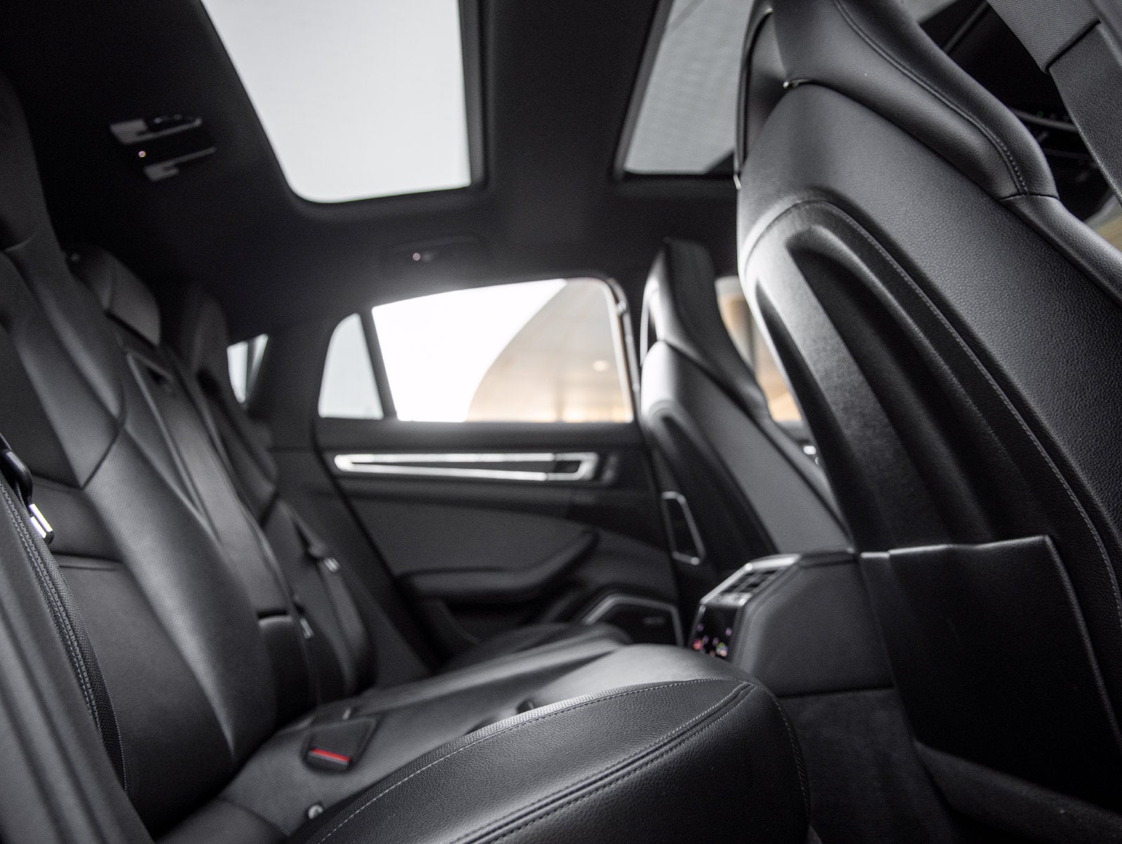 2023 Porsche Panamera Panamera 4 Platinum Edition