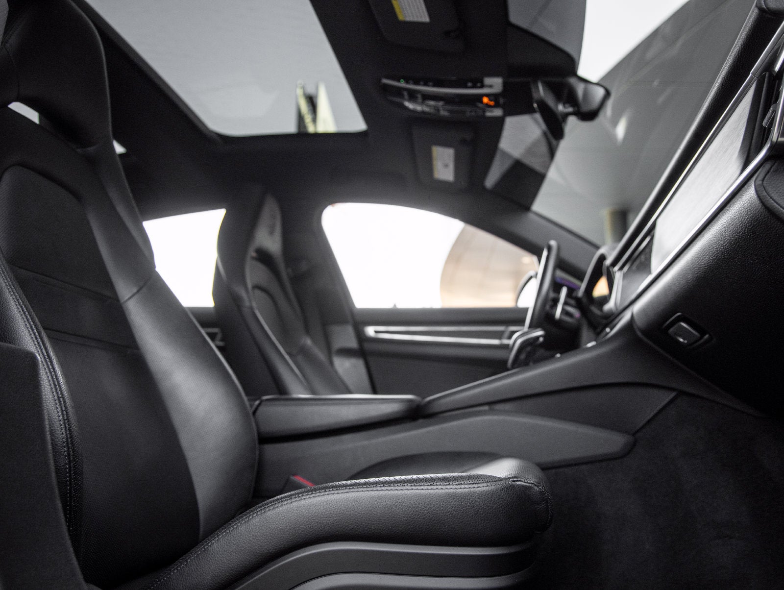 2023 Porsche Panamera Panamera 4 Platinum Edition