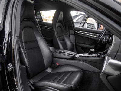 2023 Porsche Panamera Panamera 4 Platinum Edition