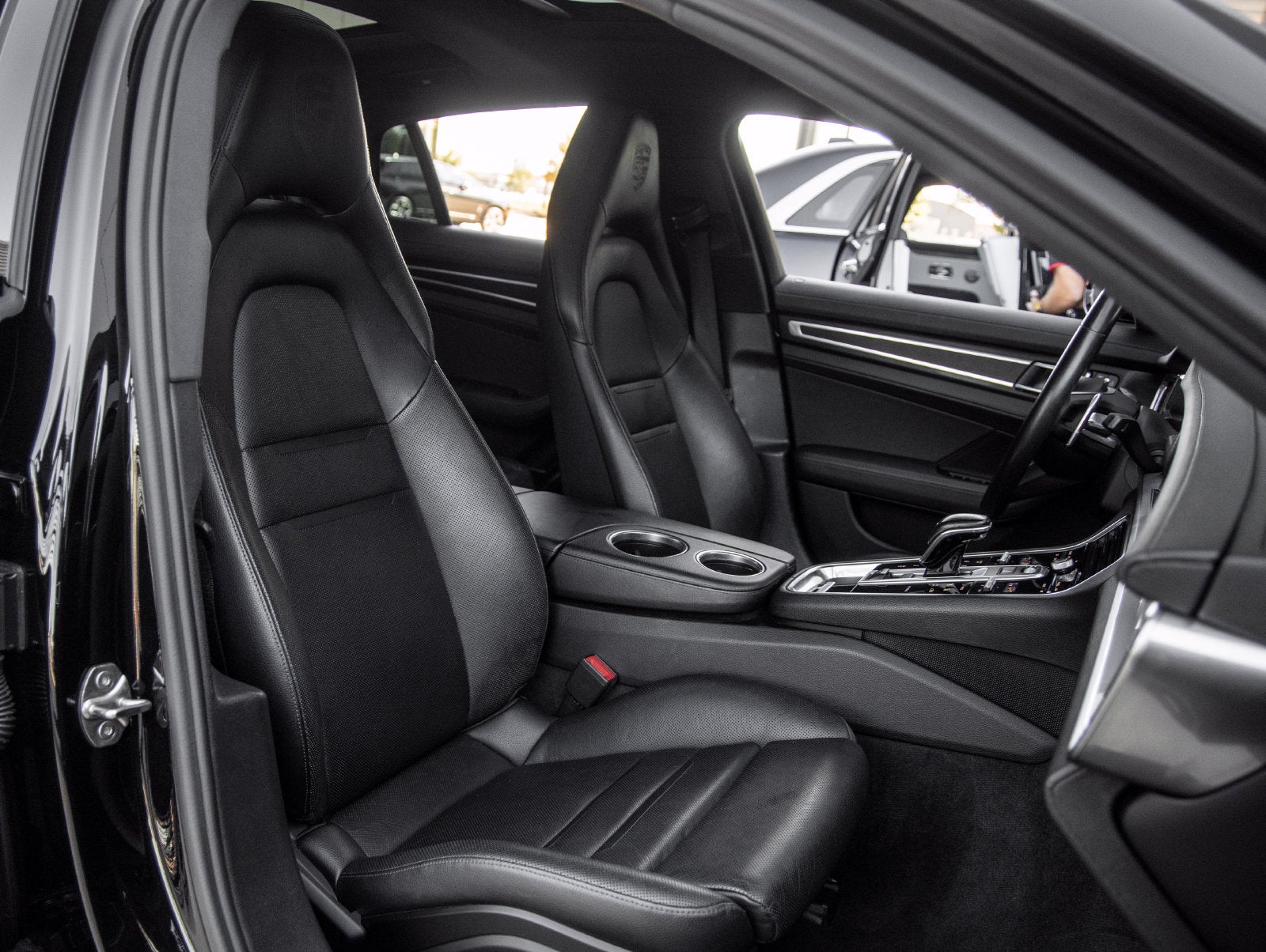 2023 Porsche Panamera Panamera 4 Platinum Edition