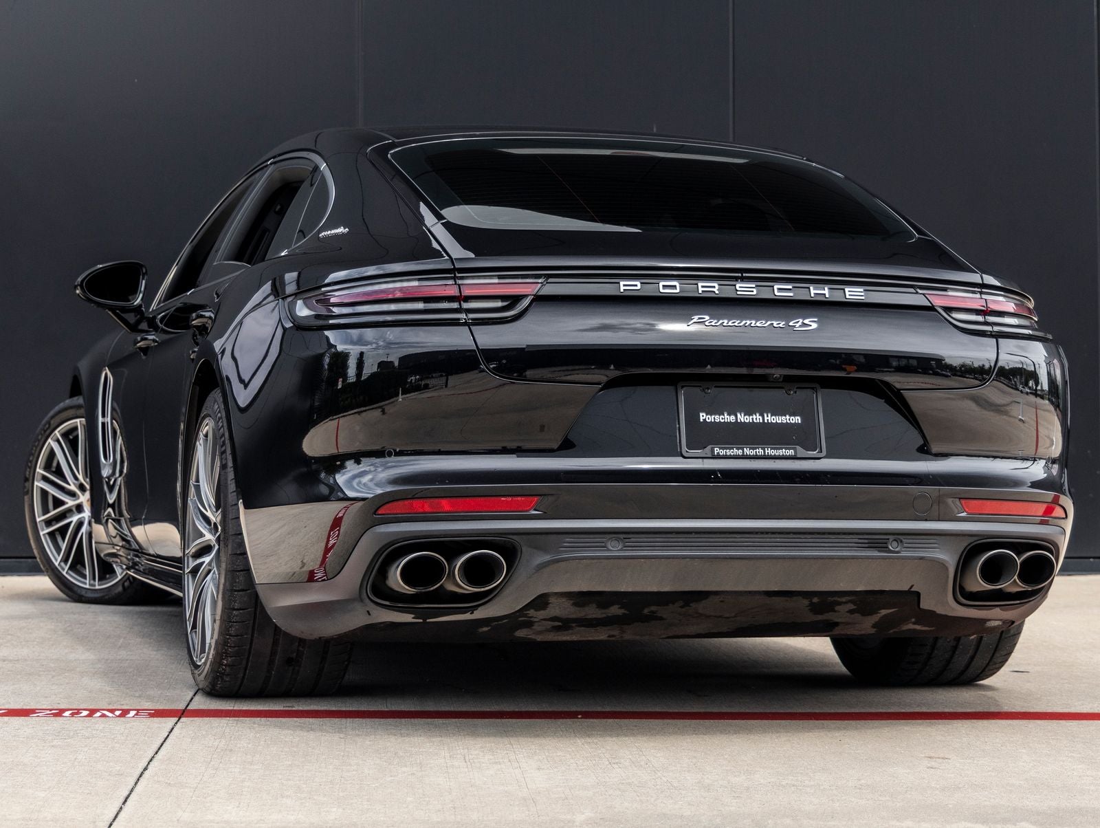 2020 Porsche Panamera Panamera 4S Executive