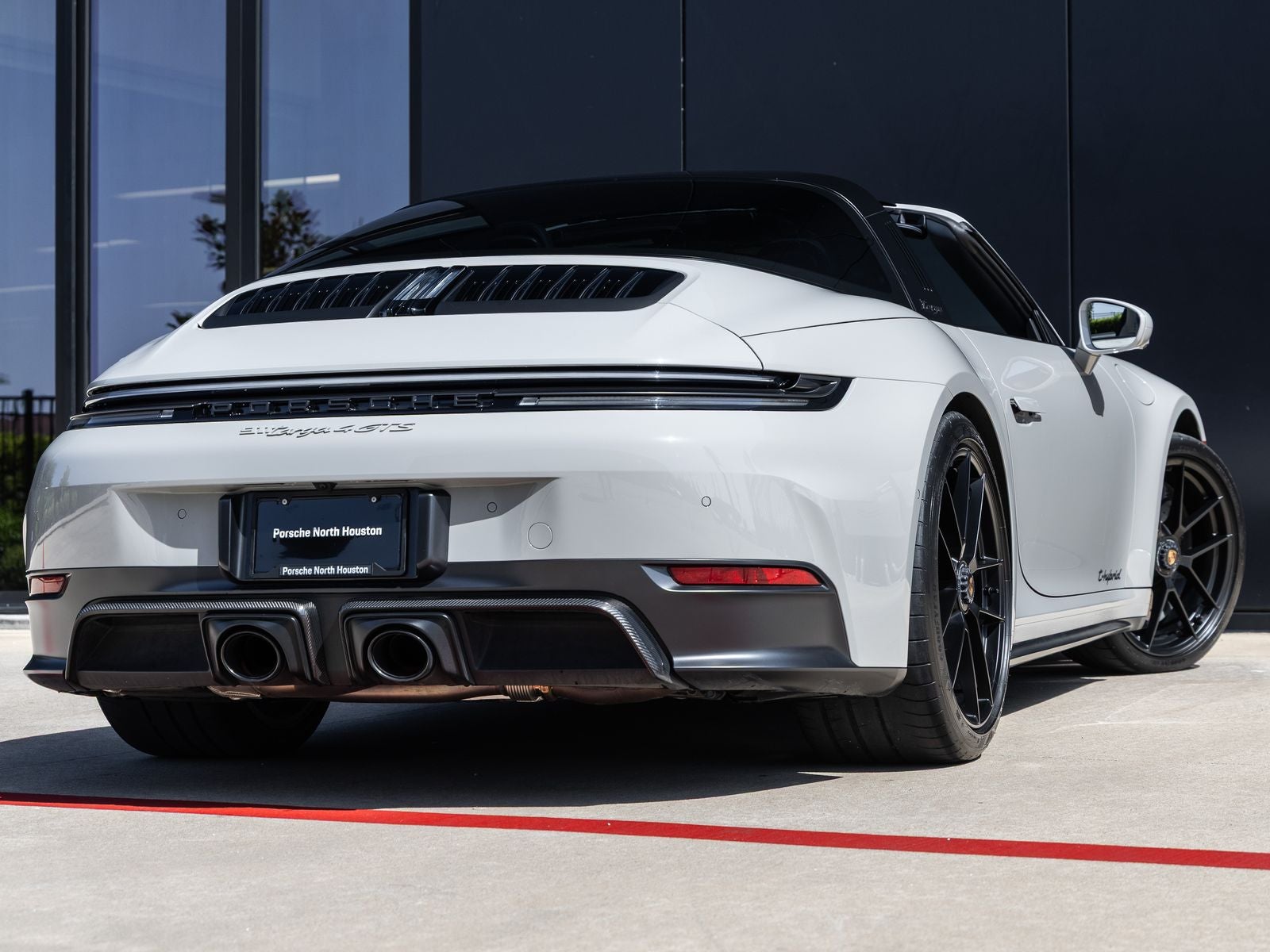 2025 Porsche 911 Targa 4 GTS